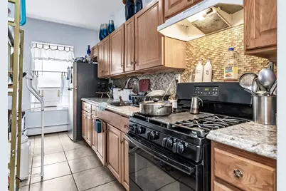 25 Kendall St, Lawrence, MA 01841 - Photo 18