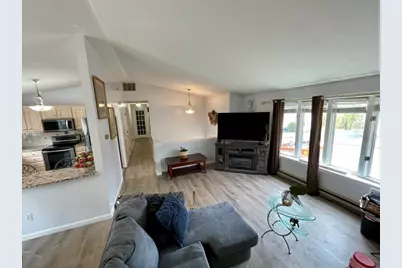 132 Ondrick Dr, Chicopee, MA 01020 - Photo 10