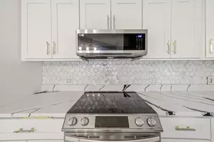 222 E Main St, Georgetown, MA 01833 - Photo 6