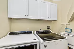 50 Rowe St, Newton, MA 02466 - Photo 28