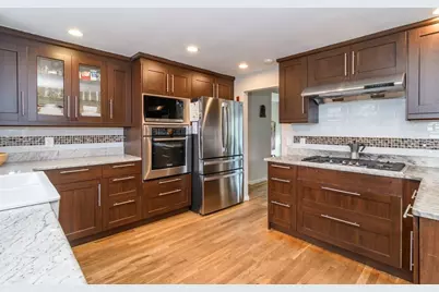 210 Bacon St, Natick, MA 01760 - Photo 8