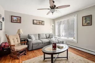 37 Wells St, Oxford, MA 01542 - Photo 8