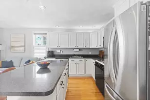 194 E St, Boston, MA 02127 - Photo 2