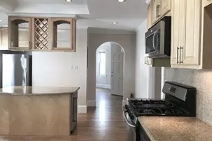 8 White Ave, Brookline, MA 02467 - Photo 20