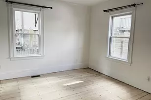 8 White Ave, Brookline, MA 02467 - Photo 4