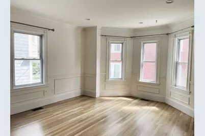8 White Ave, Brookline, MA 02467 - Photo 10