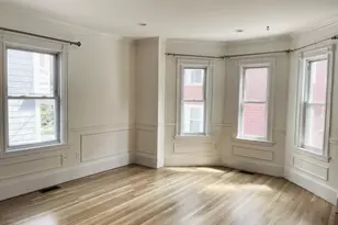8 White Ave, Brookline, MA 02467 - Photo 10
