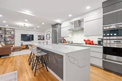 1762 Beacon St #1, Brookline, MA 02445 - Photo 2