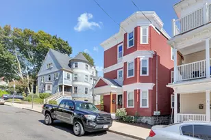18 Peverell St, Boston, MA 02125 - Photo 2