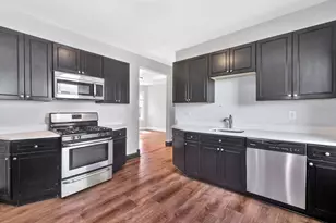 18 Peverell St, Boston, MA 02125 - Photo 36