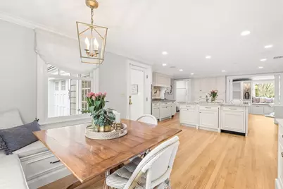 27 Radcliffe Rd, Wellesley, MA 02482 - Photo 6