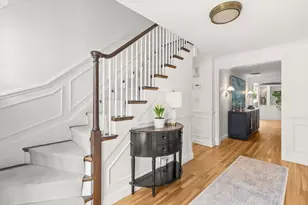 27 Radcliffe Rd, Wellesley, MA 02482 - Photo 2