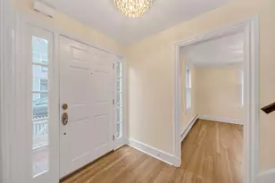 9 Kenway St, Cambridge, MA 02138 - Photo 6