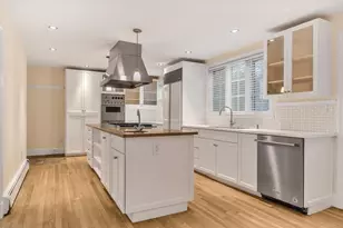 9 Kenway St, Cambridge, MA 02138 - Photo 16