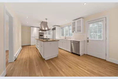 9 Kenway St, Cambridge, MA 02138 - Photo 14