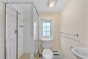 9 Kenway St, Cambridge, MA 02138 - Photo 28