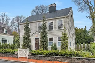 9 Kenway St, Cambridge, MA 02138 - Photo 2