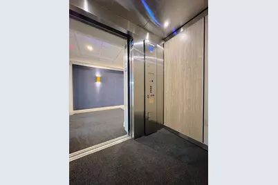 90 E Central St #304, Franklin, MA 02038 - Photo 2