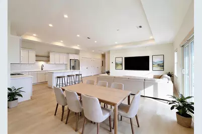 90 E Central St #304, Franklin, MA 02038 - Photo 1