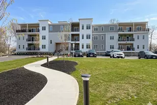 90 E Central St, Franklin, MA 02038 - Photo 1