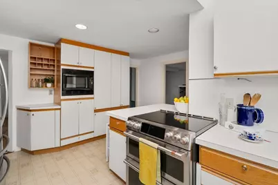 162 Western Ave, Sherborn, MA 01770 - Photo 8