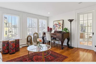 35 Frances St, Melrose, MA 02176 - Photo 6