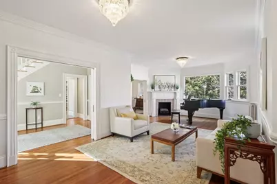 35 Frances St, Melrose, MA 02176 - Photo 4