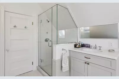 35 Frances St, Melrose, MA 02176 - Photo 26