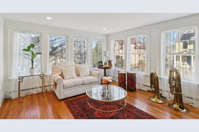 35 Frances St, Melrose, MA 02176 - Photo 8