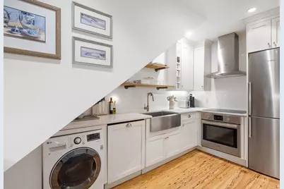 596 Tremont St #Unit 2, Boston, MA 02118 - Photo 6
