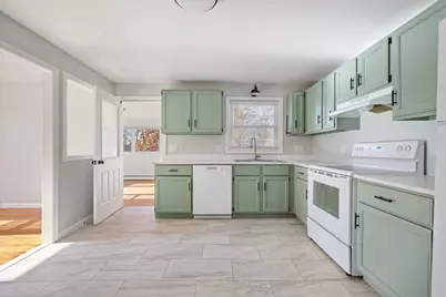 3 S Central Street, Milford, MA 01757 - Photo 12