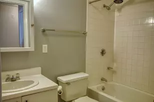 618 Boston Ave, Medford, MA 02155 - Photo 10