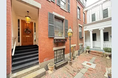 5 Rollins Place, Boston, MA 02114 - Photo 1