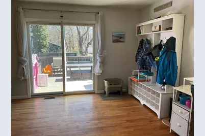 124 Pond St, Weymouth, MA 02190 - Photo 10