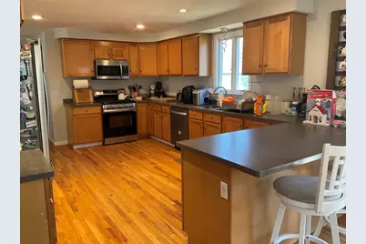 124 Pond St, Weymouth, MA 02190 - Photo 8