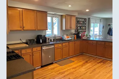 124 Pond St, Weymouth, MA 02190 - Photo 6