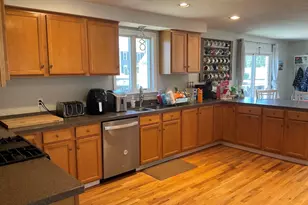 124 Pond St, Weymouth, MA 02190 - Photo 6