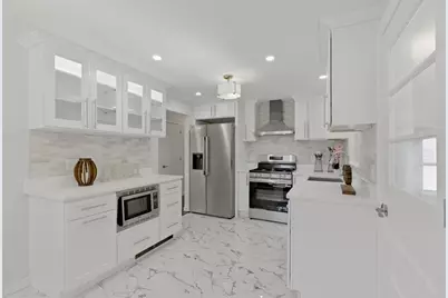 607 Turnpike St, Stoughton, MA 02072 - Photo 4