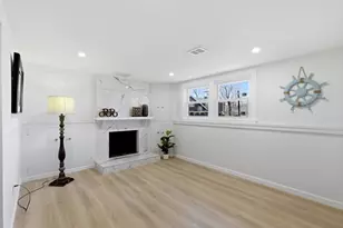 607 Turnpike St, Stoughton, MA 02072 - Photo 16