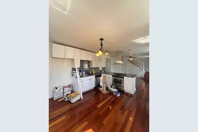 16 Cottage St #2, Lynn, MA 01905 - Photo 2