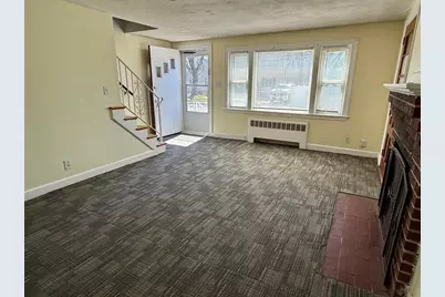 27 Hartwell Street, Waltham, MA 02453 - Photo 2