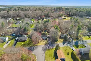 71 Wren St, Taunton, MA 02718 - Photo 6