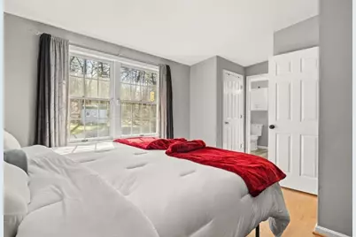 71 Wren St, Taunton, MA 02718 - Photo 24