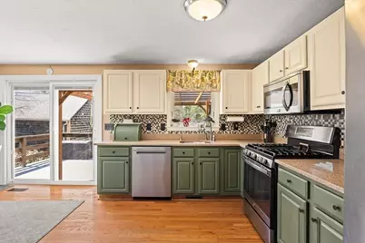 500 Wareham St, Middleborough, MA 02346 - Photo 18