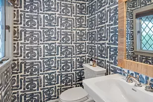 2 Edgewater Pl, Winchester, MA 01890 - Photo 16