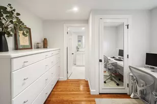 2 Edgewater Pl, Winchester, MA 01890 - Photo 12