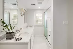 2 Edgewater Pl, Winchester, MA 01890 - Photo 14