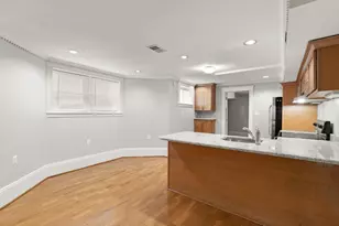 33 Newbury, Somerville, MA 02144 - Photo 10