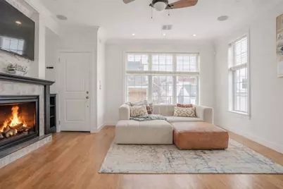 235 Gold St #3, Boston, MA 02127 - Photo 2