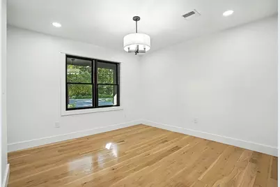 68 Pearl St, Upton, MA 01568 - Photo 10